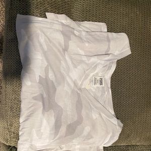 VS pink camo T-shirt